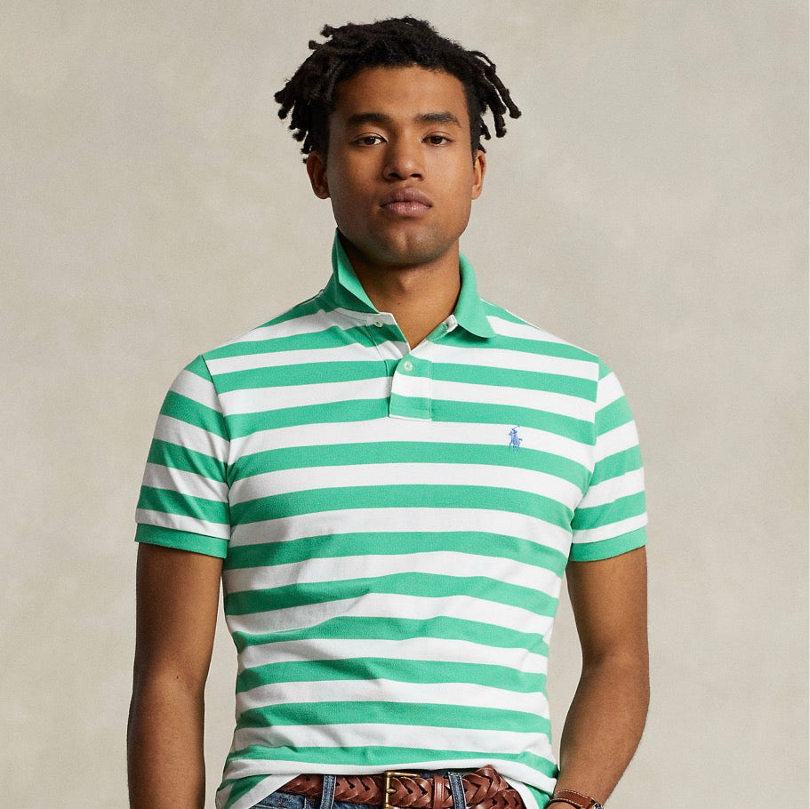 This trim version is made with our highly breathable cotton mesh, which offers a textured look and a soft feel.