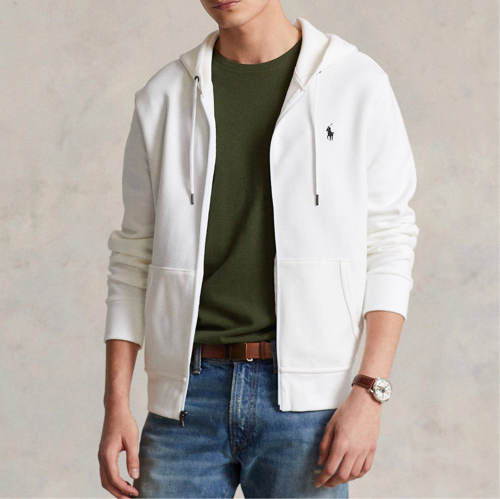 Full-zip front. Long sleeves with ribbed cuffs. Split kangaroo pocket. Ribbed hem. Signature embroidered Pony at the left chest.