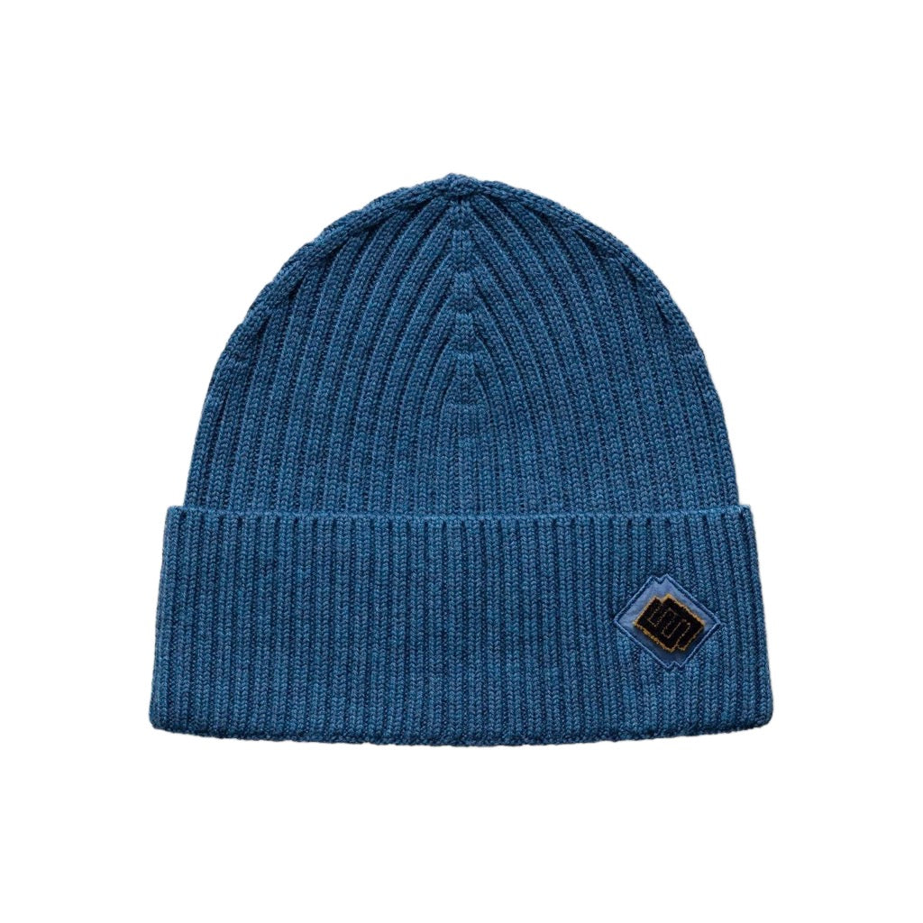 A casual yet refined winter-warmer in premium-quality wool. Naturally breathable and temperature regulating, this beanie will keep you cosy throughout the cold weather months.&nbsp;Made in Italy from premium wool.&nbsp;Soft and stretchy for a comfortable fit.&nbsp;Discreet Eton logo marks the style.