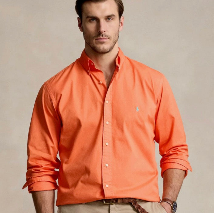 Custom Fit: a trim silhouette in between our Classic Fit and Slim Fit.
