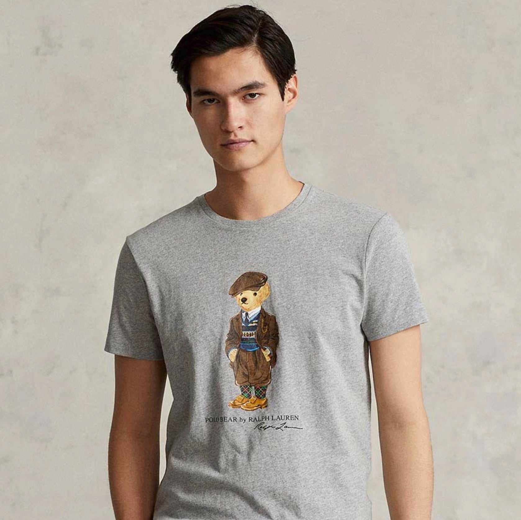 Updated with an “RL” turtleneck, this Polo Bear’s outfit is inspired by an iconic photograph of Mr. Lauren that was used in a denim advertising campaign.