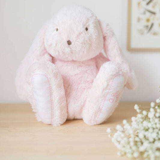https://ausoni.swiss/products/augustin-le-lapin-rose-pale-25-cm