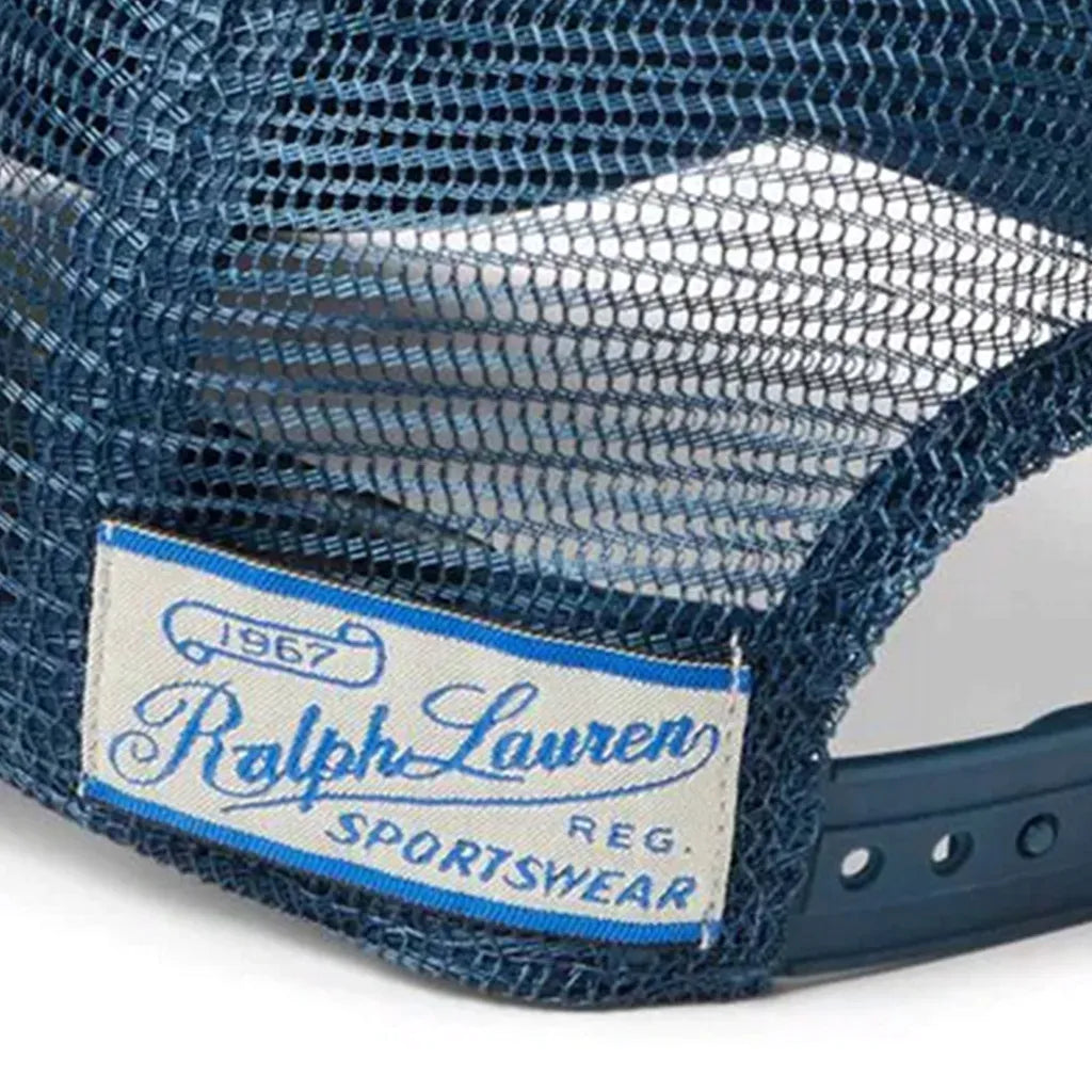 https://ausoni.swiss/products/casquette-trucker-biarritz-beach-bleu-marine