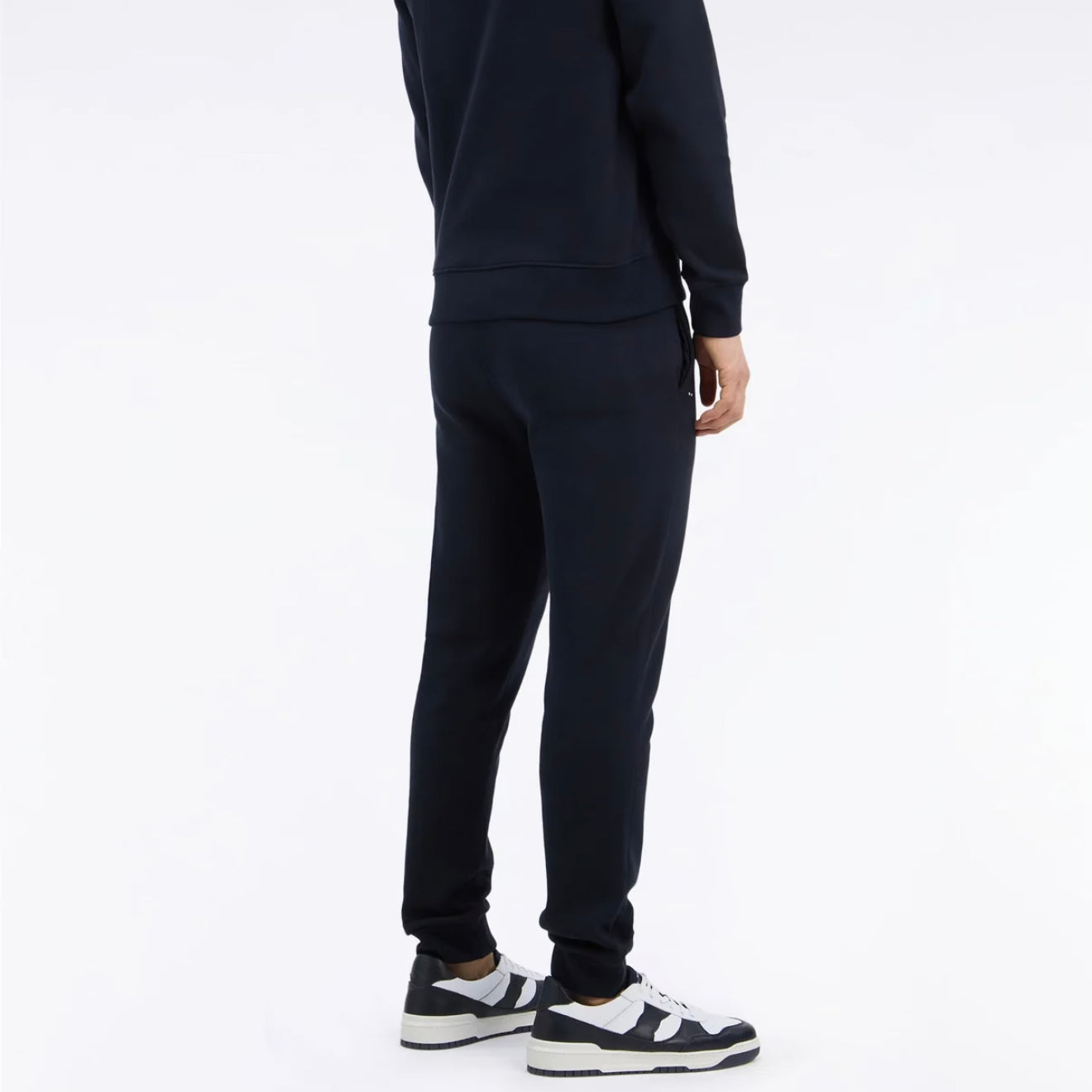 https://ausoni.swiss/products/jogging-uni-en-molleton-coton-marine-coupe-droite-marine-ep
