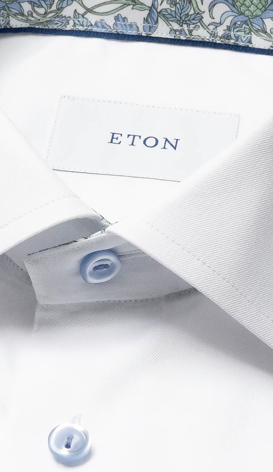 https://www.ausoni.swiss/products/chemise-signature-twill-a-effet-floral-slim-fit-blanc
